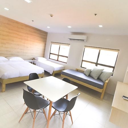 Felix Residences Cebu Екстериор снимка
