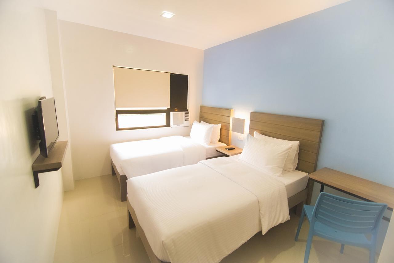 Felix Residences Cebu Екстериор снимка