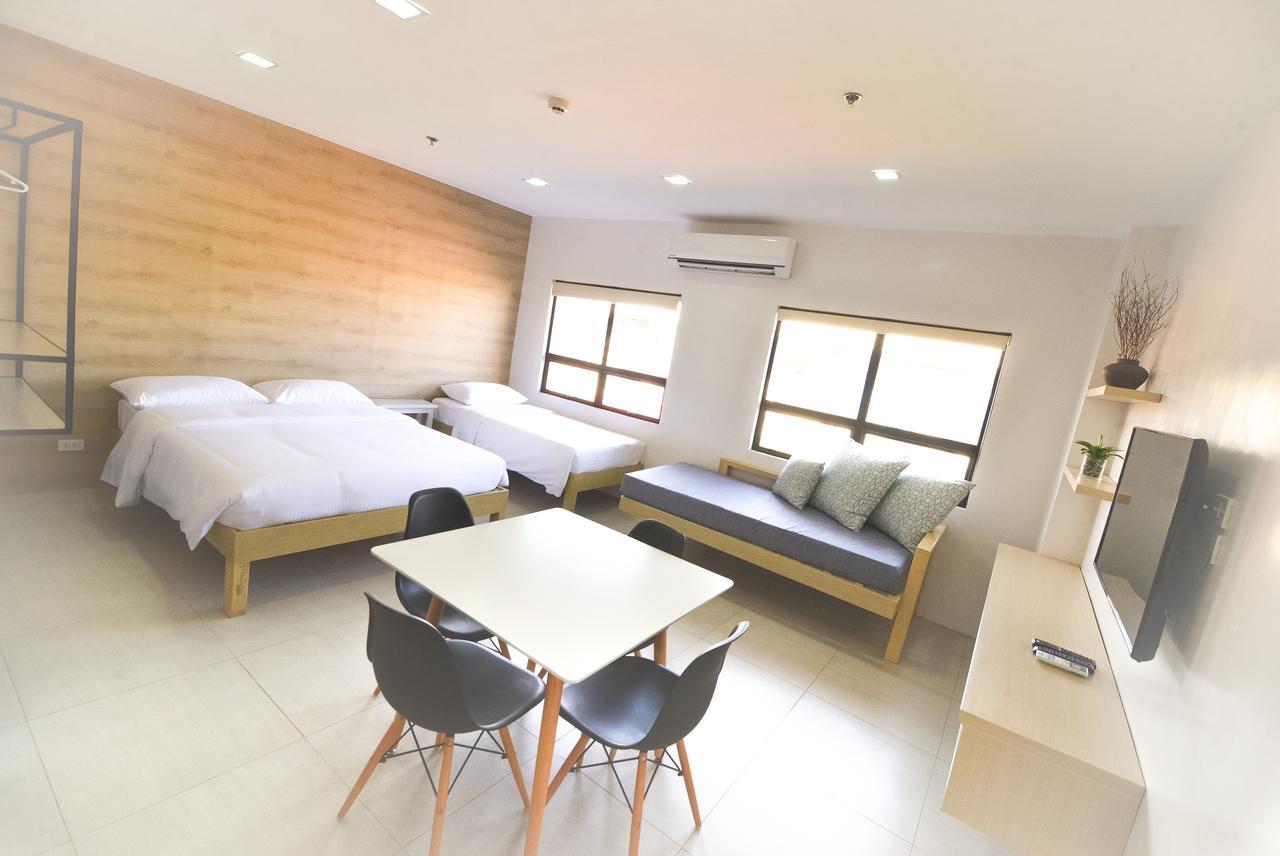 Felix Residences Cebu Екстериор снимка