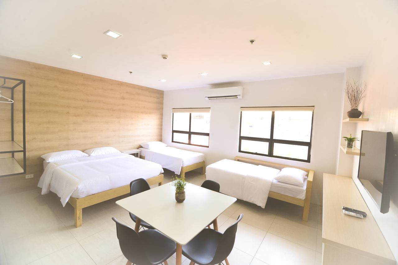 Felix Residences Cebu Екстериор снимка